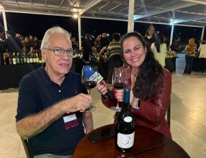 Carlos Alberto apresenta Quinta Geração como homenagem aos netos de Seu Cândido no Rio Vino
