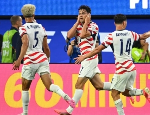 Estados Unidos surpreende e estreia com goleada em cima do Paraguai: 4 x 1