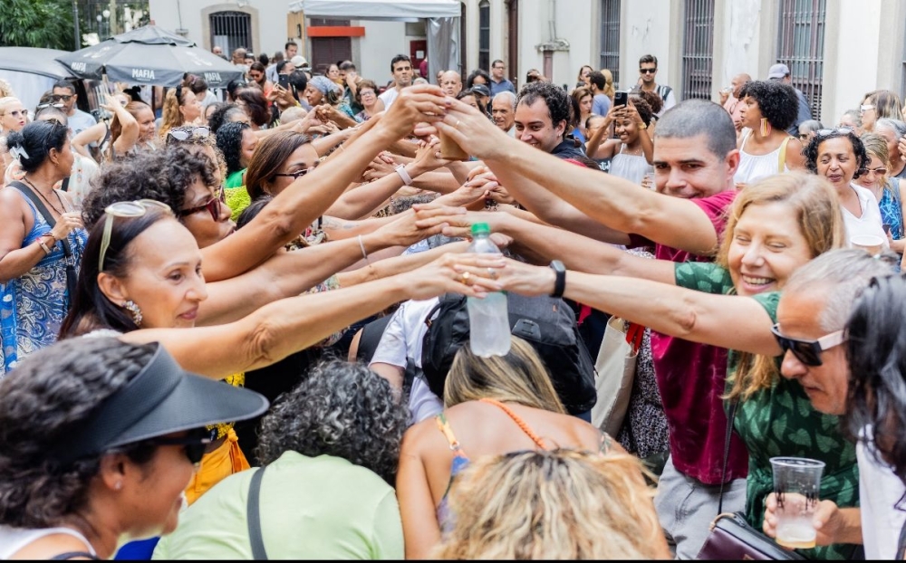 Baianas da Unidos da Tijuca levam bênção de Santo Antônio ao Arraiá Oxente Rio