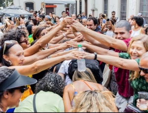 Baianas da Unidos da Tijuca levam bênção de Santo Antônio ao Arraiá Oxente Rio