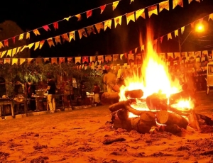 Festas juninas e julinas acendem alerta para risco de queimaduras
