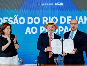 Estado do Rio vai poupar R$ 3,1 bi com acordo sobre dívida: 'Mais dinheiro para administrar', diz Lula
