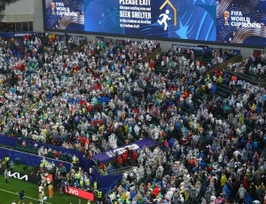 Segundo tempo de França x Iraque na Filadélfia é adiado por tempestade