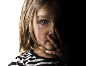 Violência contra crianças e adolescentes bate recorde de denúncias no ABC e acende alerta para sinais de abuso