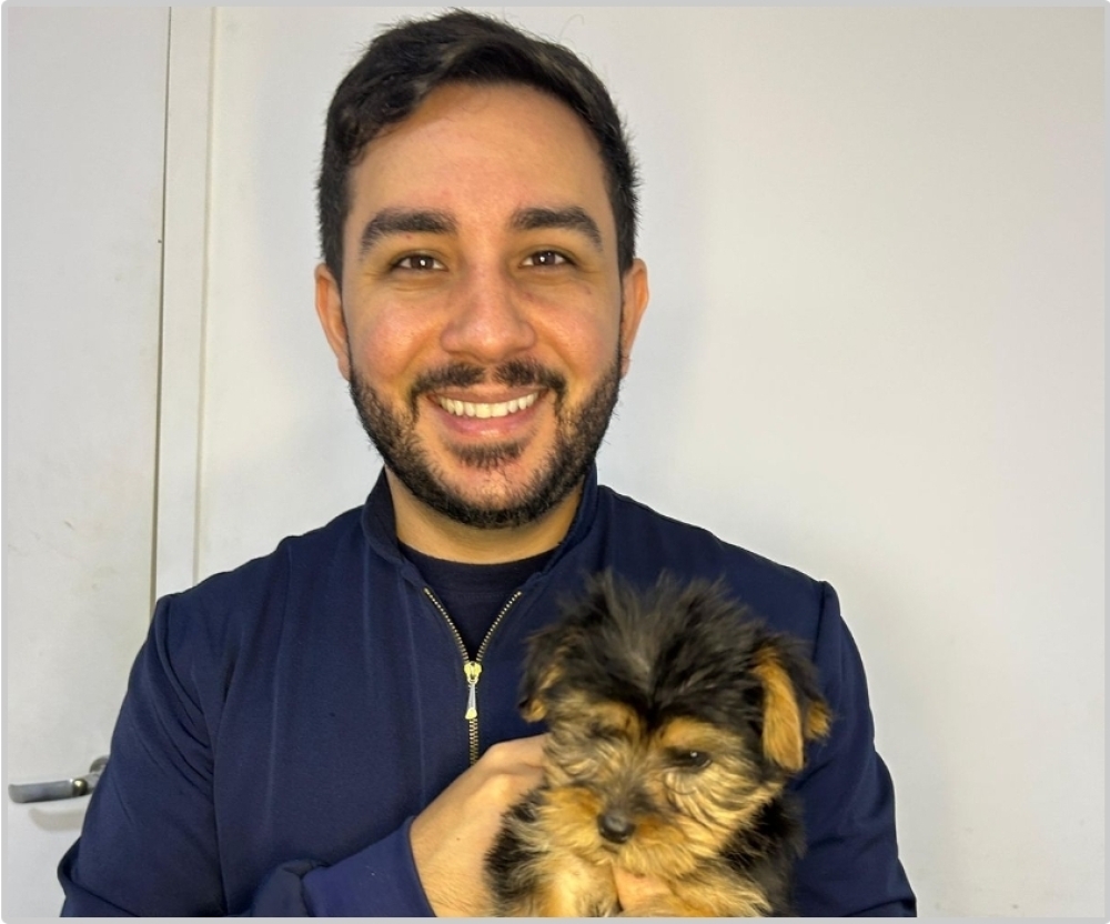 Especialista no atendimento de filhotes, Dr. Lucas Roberto une experiência e dedicação à medicina veterinária