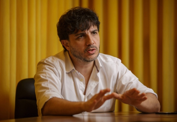 Renan Santos anuncia militar como vice 