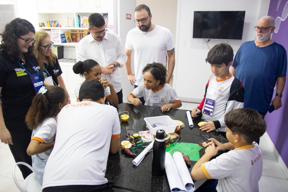 Circuito Robótica em Rede leva ciência, tecnologia e inovação para estudantes da Rede Municipal de Educação de Niterói