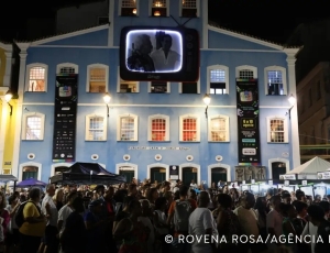Flipelô divulga programação com mais de 500 escritores
