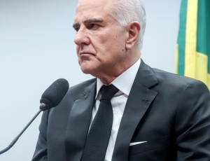 Receita vai excluir do Programa 'Remessa Conforme' plataformas que venderem produtos falsificados e subfaturados