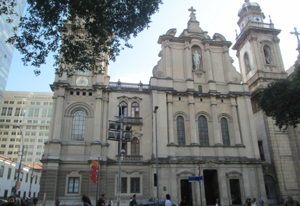 Você já passou pela Igreja de Nossa Senhora do Carmo da Antiga Sé? Conheça os segredos que ela guarda há mais de 400 anos