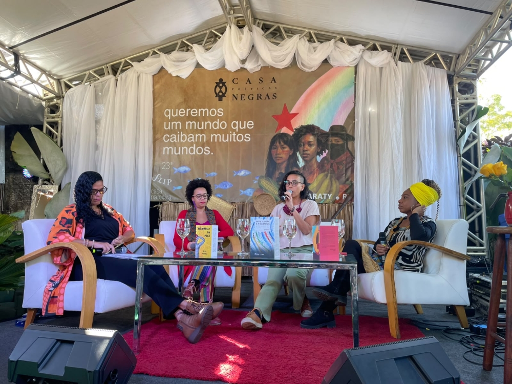 FLIP, Casa Poéticas Negras leva programação que une literatura, democracia e ancestralidade