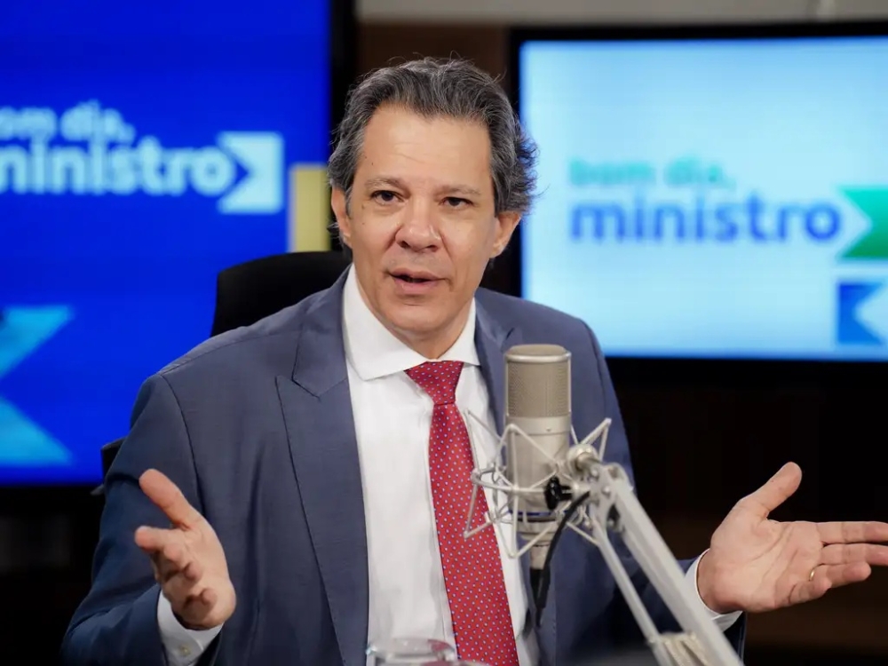 Haddad apresenta plano para São Paulo com ênfase em ensino técnico, IA na segurança e transição energética