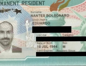 Governo Trump autoriza green card para Eduardo Bolsonaro