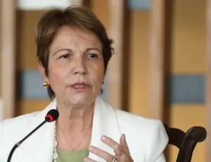 Ex-ministra de Bolsonaro, Tereza Cristina recusa convite para ser vice de Flávio
