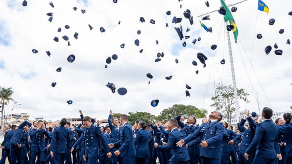 Força Aérea revela valores gastos com a formação de oficiais aviadores na AFA