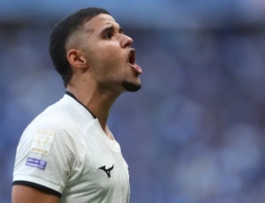 Botafogo vence o Cruzeiro no Mineirão e quebra tabu de 10 anos