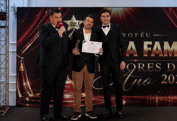 Ex-secretário de Saúde do Rio, Daniel Soranz é premiado no Tó na Fama da Rede TV e anuncia incorporação de duas novas vacinas ao SUS