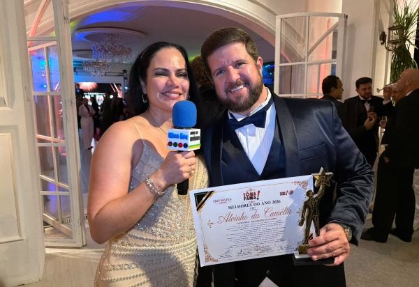 Alvinho da Camélia Flores celebra homenagem no Troféu Tô na Fama e mantém viva a tradição centenária da floricultura mais antiga do Rio