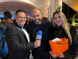 Empresário da Região dos Lagos, Jefinho é homenageado no Troféu Tô na Fama e anuncia expansão de império de festas em Cabo Frio