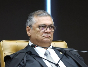 Dino sinaliza que parlamentares podem ser responsabilizados por omissão na fiscalização de emendas