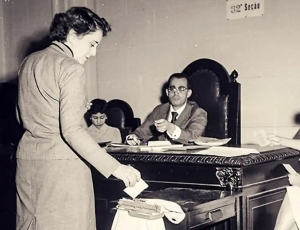 Conquista do voto feminino no Brasil resistiu à misoginia histórica
