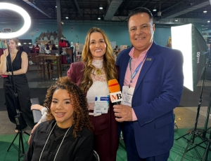 Giseli Scheidt, embaixadora nacional da Garden Hair pela Santa Fé Distribuidora, apresenta na Beauty Esthetic Show a cachoterapia como ferramenta de acolhimento