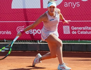 Tenista Laura Pigossi é campeã na Espanha e volta ao top 200