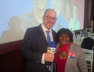 'O homem que bate na mulher vai arrumar confusão comigo' a promessa de Lúcia Costa na convenção do PT