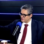 TRAVANCAS POUPA EDUARDO PAES E DECLARA GUERRA APENAS CONTRA DOUGLAS RUAS