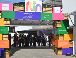 Niterói abre FLIN 2026 com programação gratuita e expectativa de receber 30 mil pessoas até domingo (16)