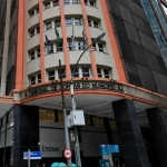 Com 23 anos, cunhada de conselheiro do TCE-RJ ganha R$ 15 mil em gabinete do TCM-RJ