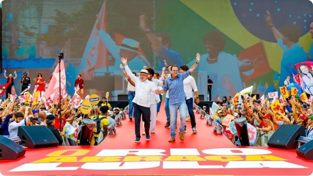 Em comício no Rio, Lula promete reforço federal no combate ao crime organizado