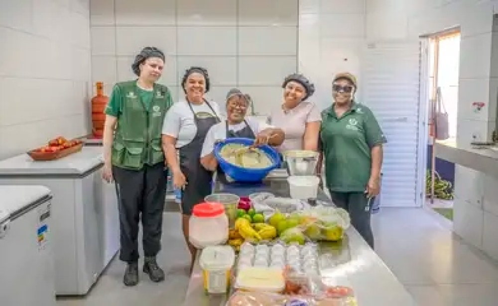 Peixe antes desprezado melhora renda de mulheres da pesca no Rio