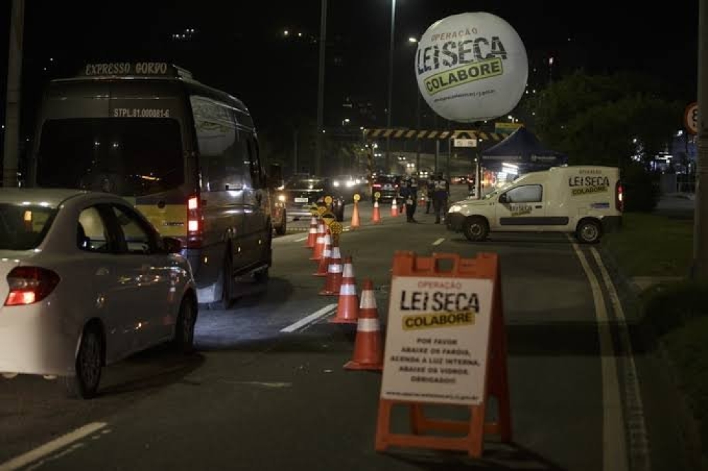 Nova regra da Lei Seca: Senatran esclarece que remédio não gera punição automática