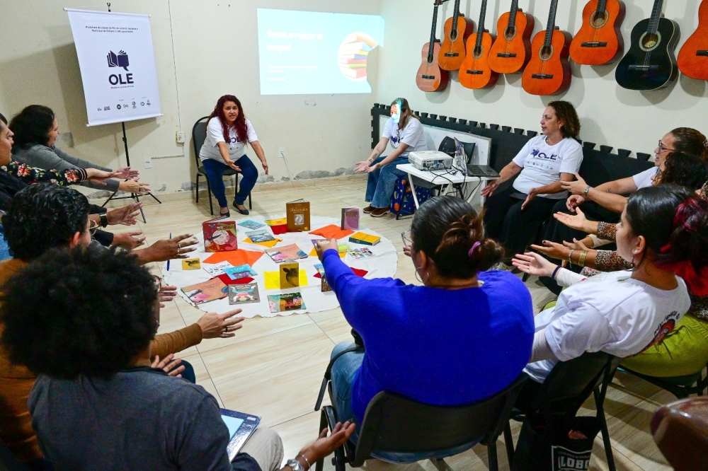 Projeto promove encontros gratuitos sobre leitura para educadores em diferentes bairros do Rio