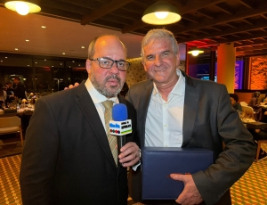 Carlos Favoreto recebe medalha do Instituto Nêmesis e anuncia o Rio Mais Agro 2027