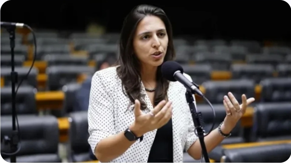 Deputada Natália Bonavides denuncia ameaça de estupro e esquartejamento