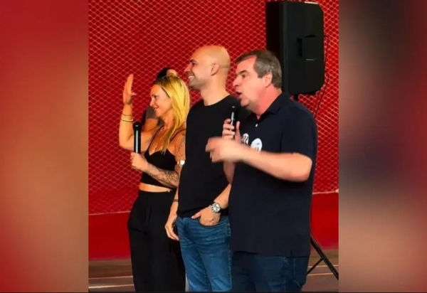 Contratada com verba da prefeitura do Rio comanda evento de campanha de aliados de Paes