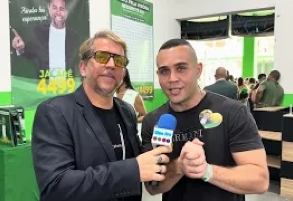 'Preparatório gratuito vai facilitar sua vida': Filipe Bustilho propõe cursinho 0800 nas escolas estaduais