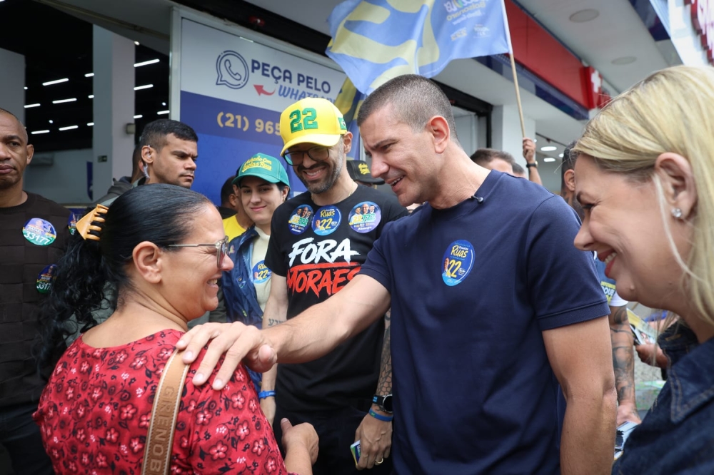 Ao lado de Douglas Ruas, deputado Alexandre Knoploch lança sua candidatura à reeleição no Monte Sinai, Tijuca
