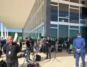 Mendonça explica ao STF ordem para identificar pessoas em relatório da PF que cita Alexandre de Moraes