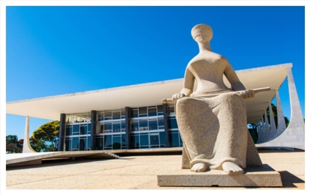 A Política Conquistou a Suprema Toga