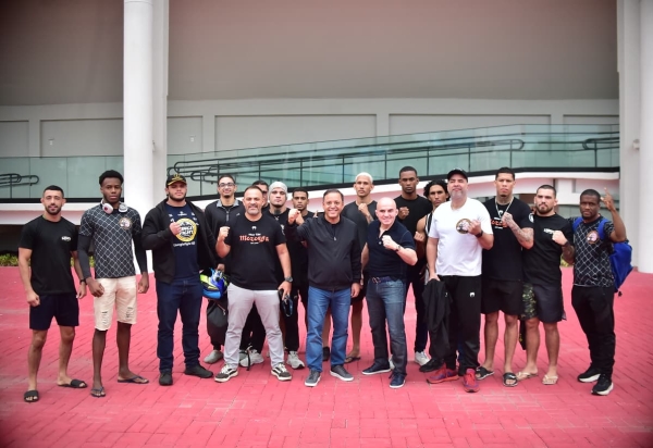 Prefeito Rodrigo Neves e Wallid Ismail celebram chegada do Jungle Fight 155 a Niterói