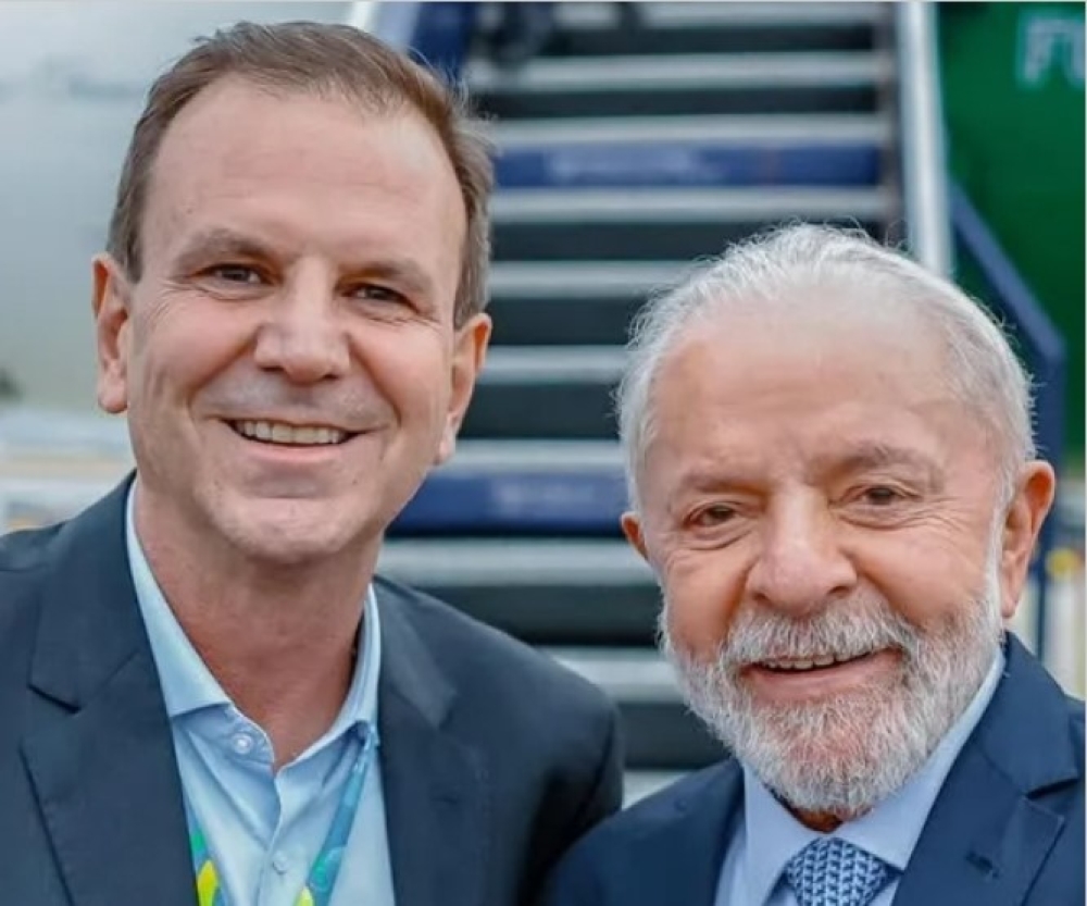 Contas de Eduardo Paes em 2026 revelam cruzamentos entre fornecedores da campanha e pessoas com vínculos no poder público. Casos somam R$ 216 mil.