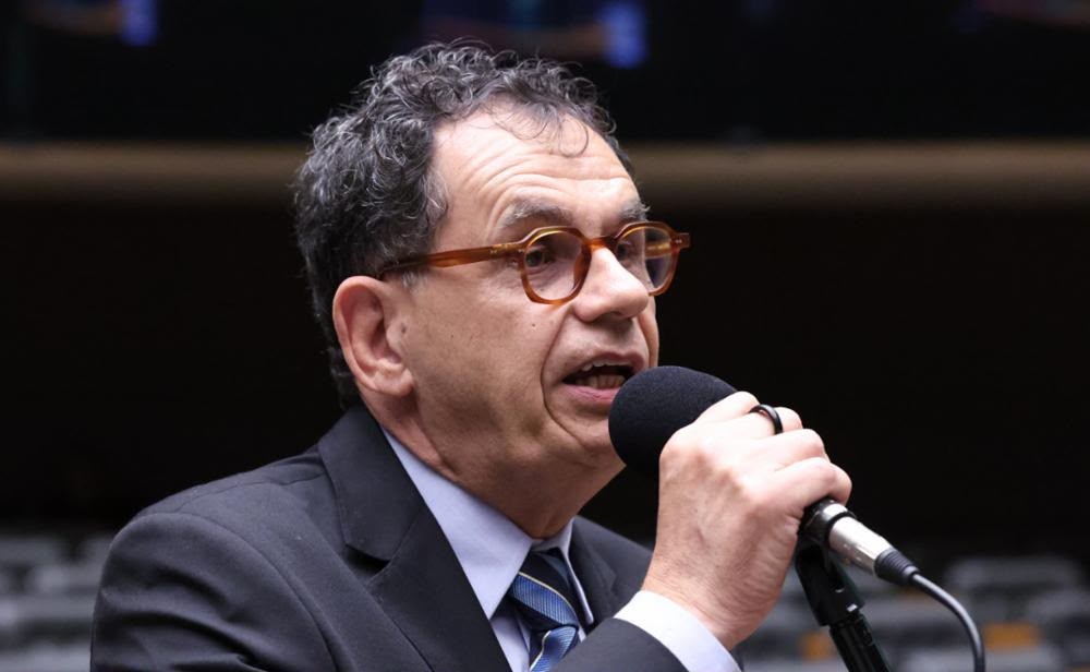 Reimont apresenta projeto para ampliar medidas protetivas da Lei Maria da Penha