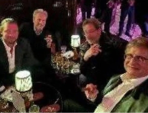 Conversas mostram Gonet e Vorcaro em noite de charutos e uísque em Londres
