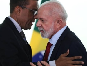 Do altar ao Planalto: a travessia de Otoni de Paula e o preço de falar a verdade