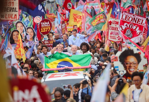 Lula visita São Gonçalo e reforça agenda de alianças no segundo maior colégio eleitoral do Rio