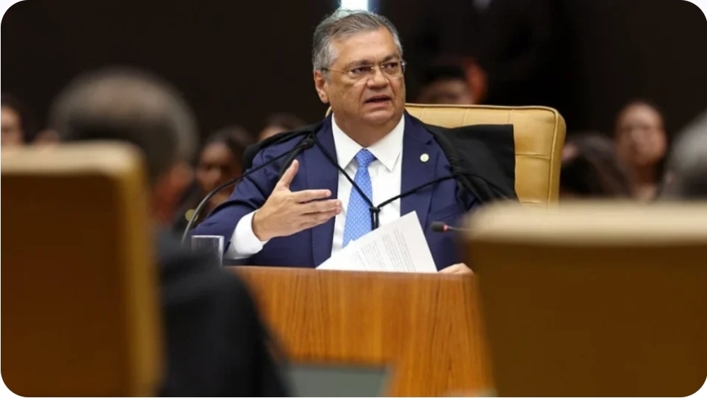 Dino inclui fundo do Master na investigação da PF sobre cemitérios de SP