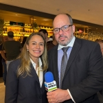 Pollyanna Sessim diretora executiva do Radisson celebra a gastronomia brasileira e o papel do hotel como palco do ABRACHEFS